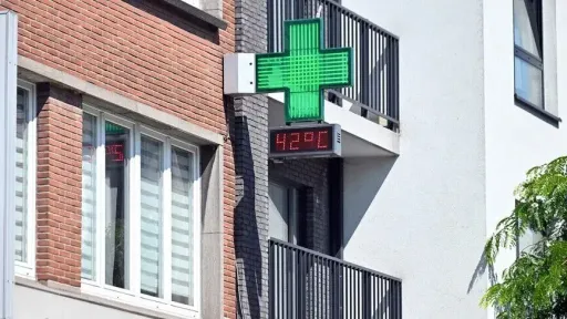 Europe swelters through record-breaking summer