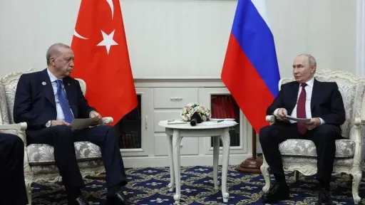 Erdogan and Putin discuss ties at Bishkek summit