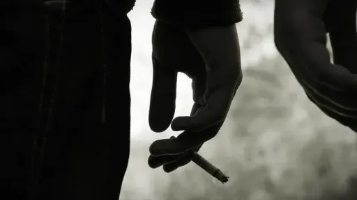 Smoking can reduce fertility in both women, men: WHO
