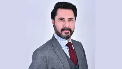 Mustafçova mayor Kurt condemns graffiti attack on Çınar Mosque