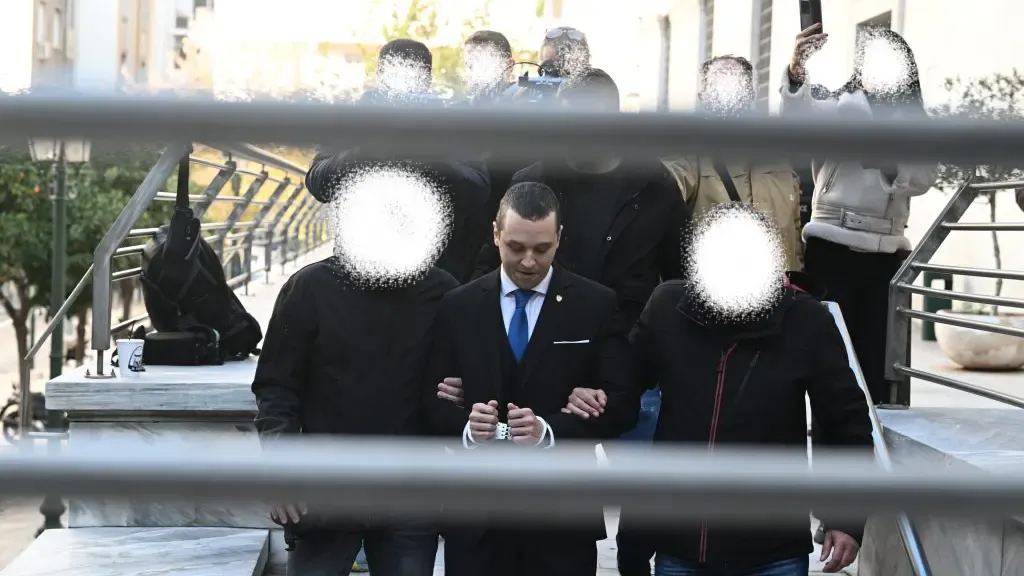 Kasselaris political comeback faces legal barriers