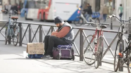Around 170,000 older people homeless across Europe, report says