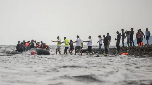 Migrant arrivals to Europe fall 39%, while deaths rise: UN migration agency