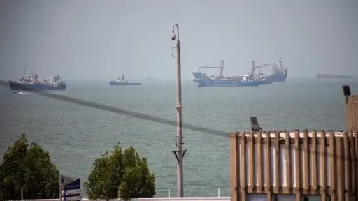 Hormuz disruption threatens global trade, WTO chief warns