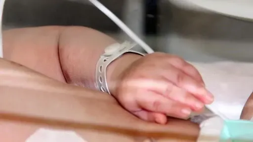 Greece records sharp fall in births across regions