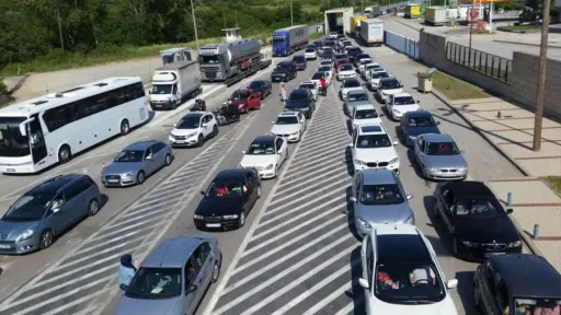 Bahçeköy (Kipi) customs crossing remains a source of delays for Turkish travelers