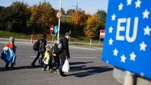 Greece pushes eu migration proposals