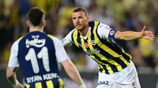 Dzeko bids farewell to Bosnia