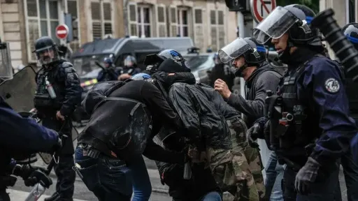 Amnesty raises alarm over police violence against French students amid protests for better conditions