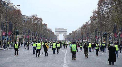 France: Death toll climbs to 10 in Yellow Vest protests