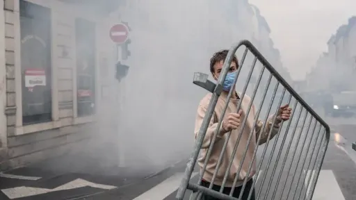 France student protests leave 190 injured