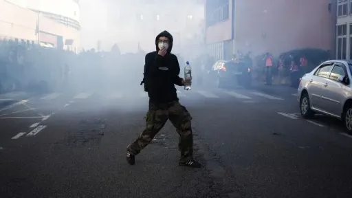 France protests spread as injuries top 1,000