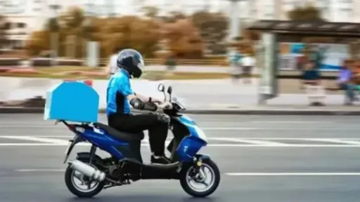 Greece plans to end cash payments for courier deliveries