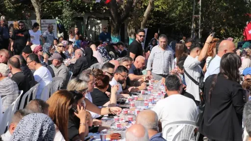 Descendants of population exchange families from Türkiye and Greece meet in Tekirdağ