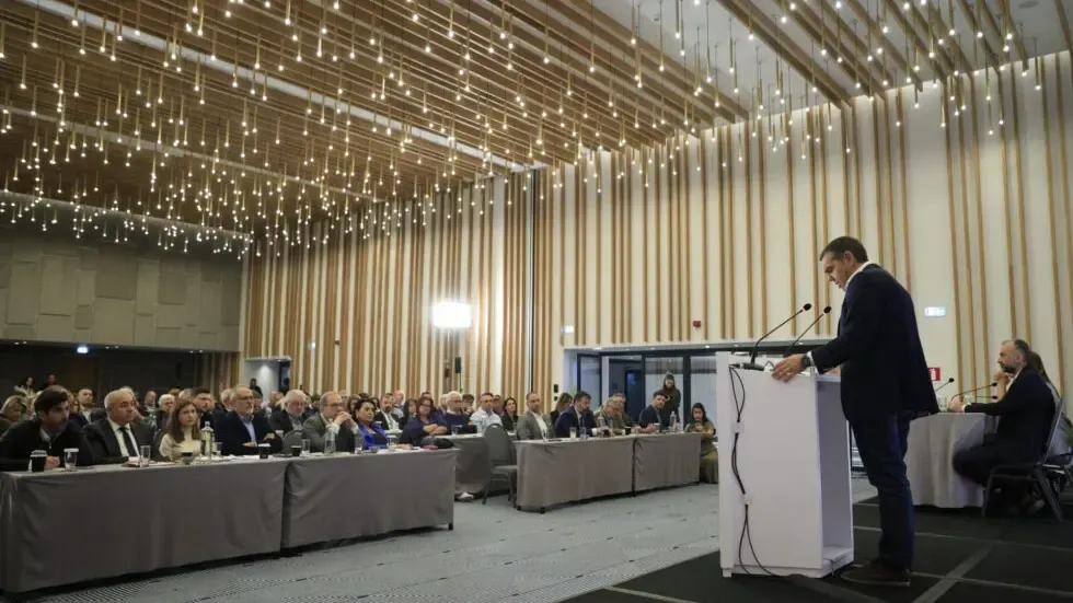 Greek Left Alliance schedules policy conference for early 2027