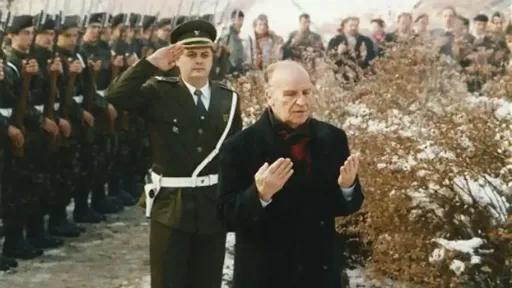 Aliya İzetbegoviç: from prison to the presidency
