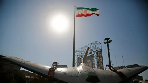 Iran demands sanctions relief before US talks