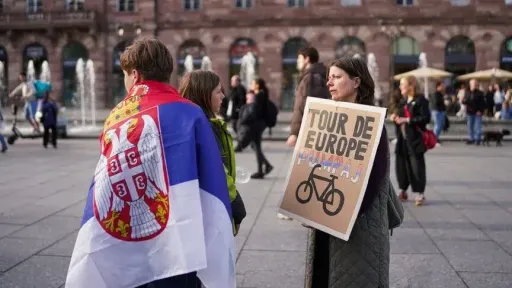 Serbian students march to Belgrade ahead of election rally