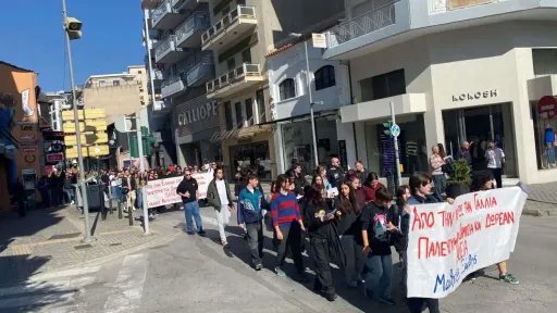 Students, teachers rally across Western Thrace over education funding, staff shortages and rising costs