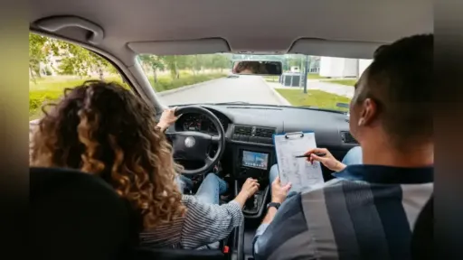 Greece plans camera-recorded driving tests and paid personalised licence plates
