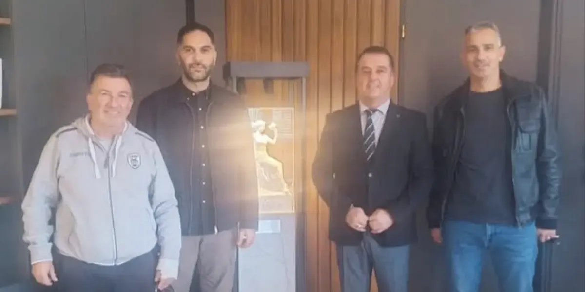 Rhodope deputy governor meets football representatives to discuss amateur sport