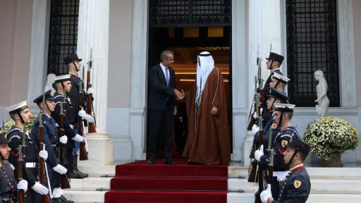 UAE and Greece announce €12.75 billion in deals