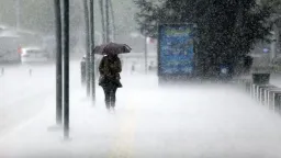 Red Code alert extended to Cyclades as severe weather hits Greece