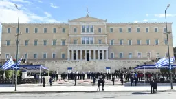 Greek political parties mark October 28 anniversary with tributes and calls for democracy, justice and national unity