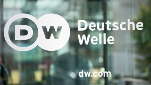 Deutsche Welle keeps Greek service as ESIEA welcomes reversal