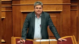 Zeybek questions Greek government over air pollution risks in İskeçe