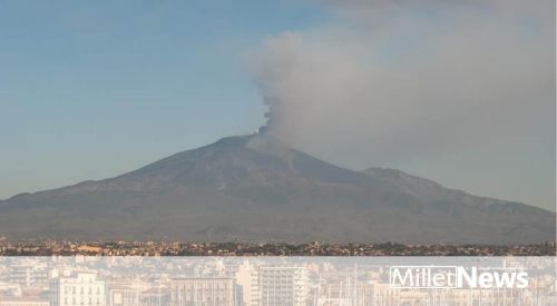 10 injured in Italy quakes as Mt. Etna erupts
