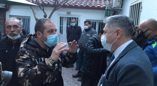 Burning ship survivals express their feelings to Millet