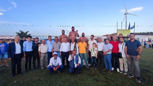 Oil wrestling fans met in Alantepe after three years