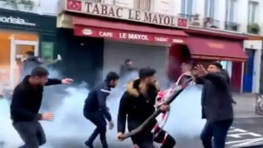 PKK supporters attack the Greek police in Athens