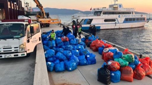Rhodes and Kos Turks send aid to earthquake victims