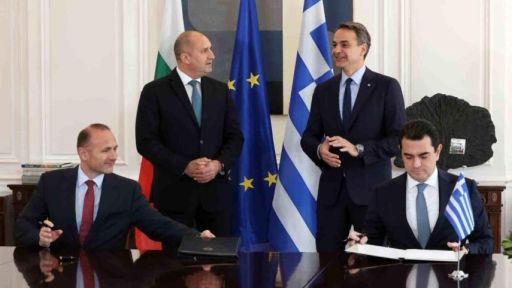 Oil pipeline agreement signed between Greece and Bulgaria