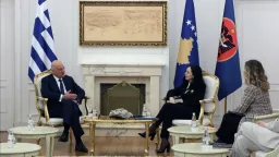 Foreign minister Dendias visited Kosovo ahead of its normalization talks with Serbia