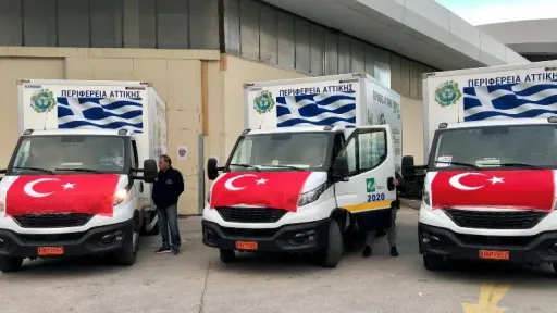 60 more trucks to help earthquake victims in Türkiye from Greece