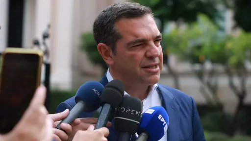 Tsipras expressed his concerns over the minority debate to PM